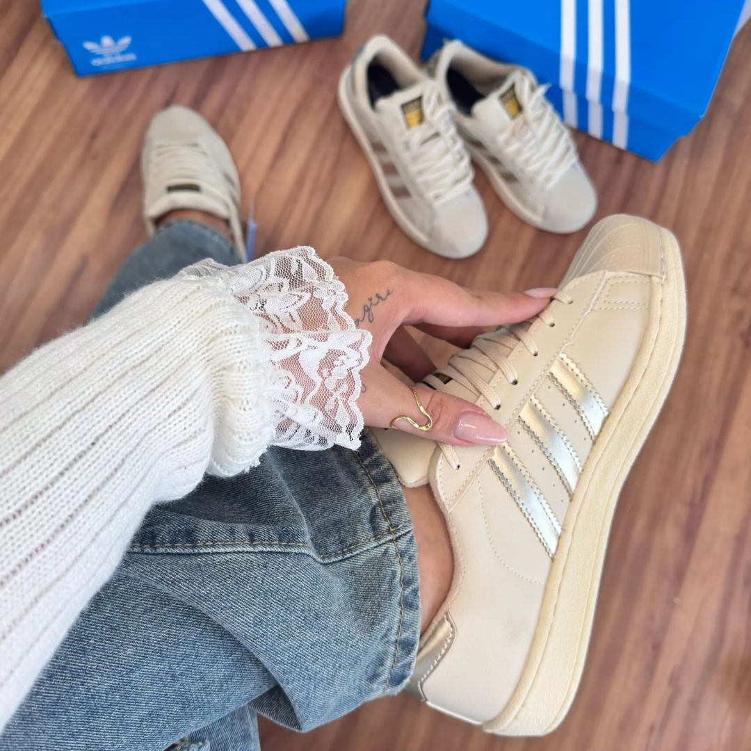 Tênis Adidas Super Star Off White Ouro
