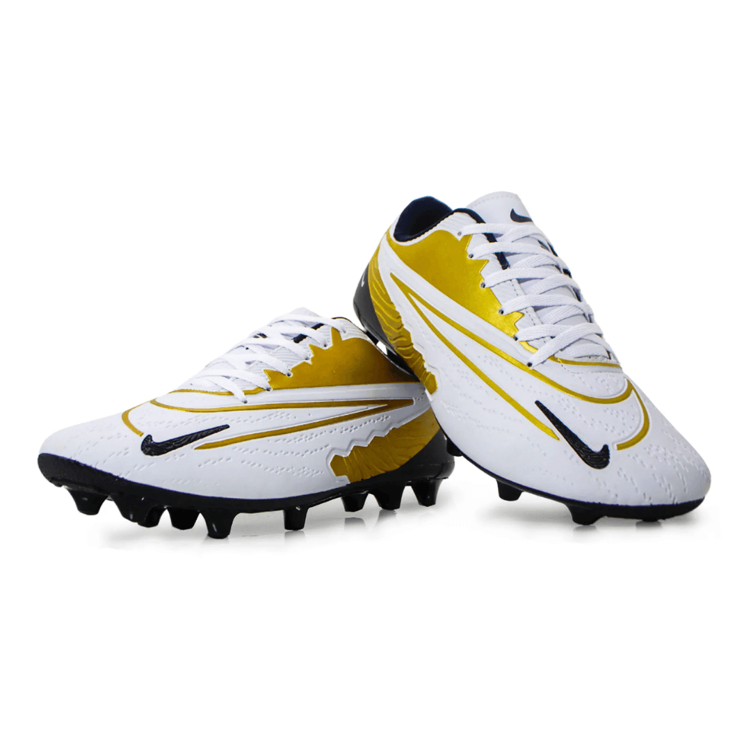 Chuteira Nike Phantom Campo