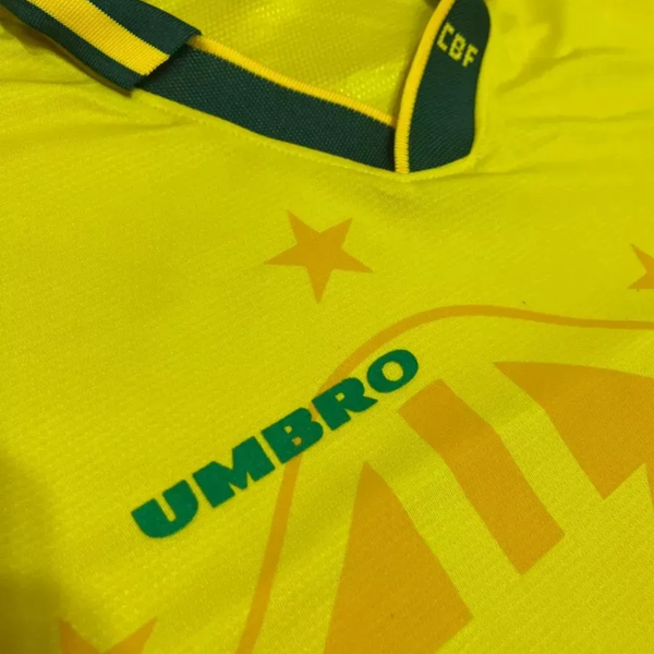 Camisa Retrô Seleção Brasileira Masculina Amarela Torcedor