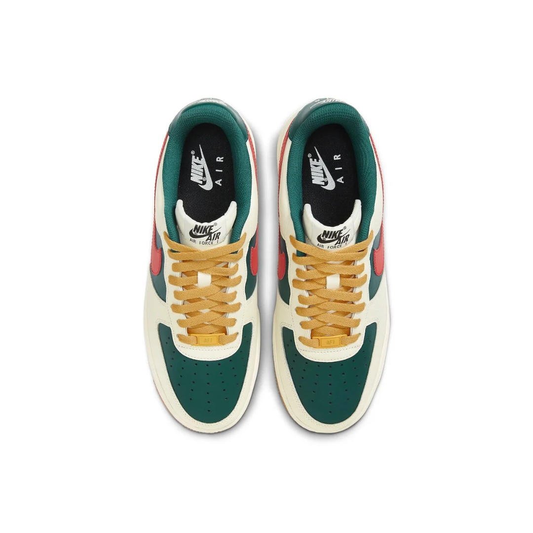 Tênis Nike Air Force Gucci