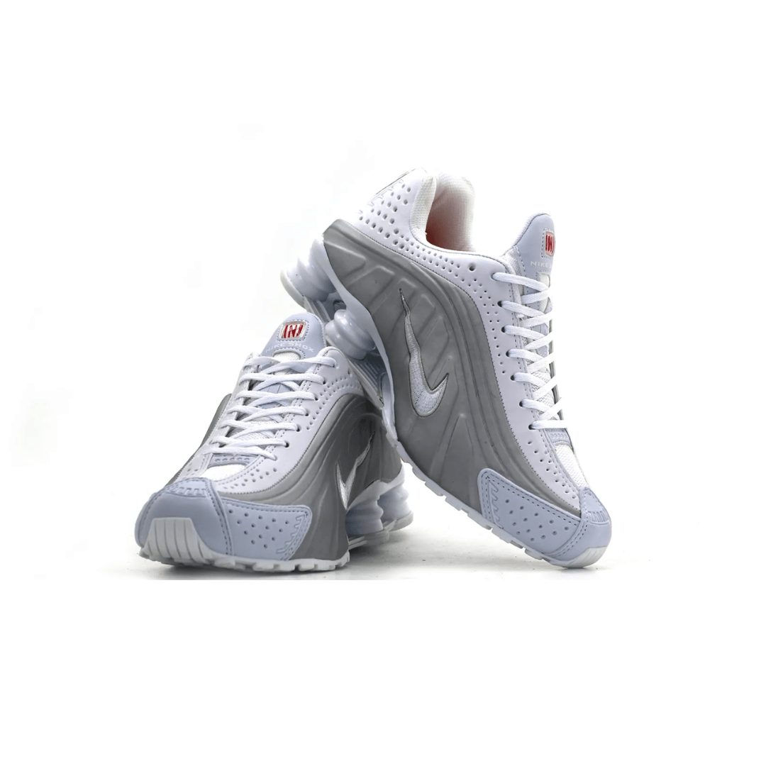 Tênis Nike Shox R4