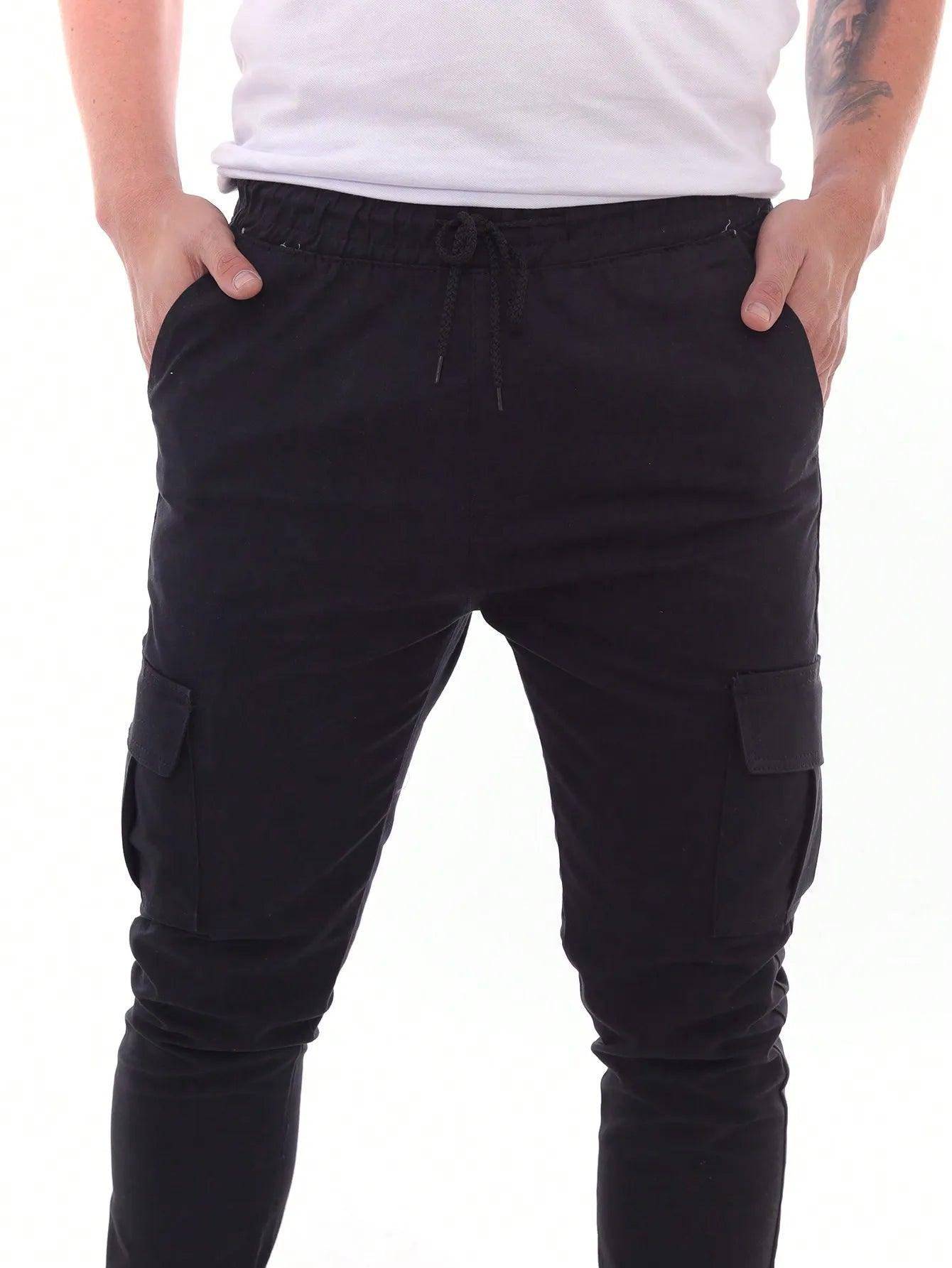 Calça Jogger Masculina Cargo Preta Com Bolsos e Cordão Ajustável