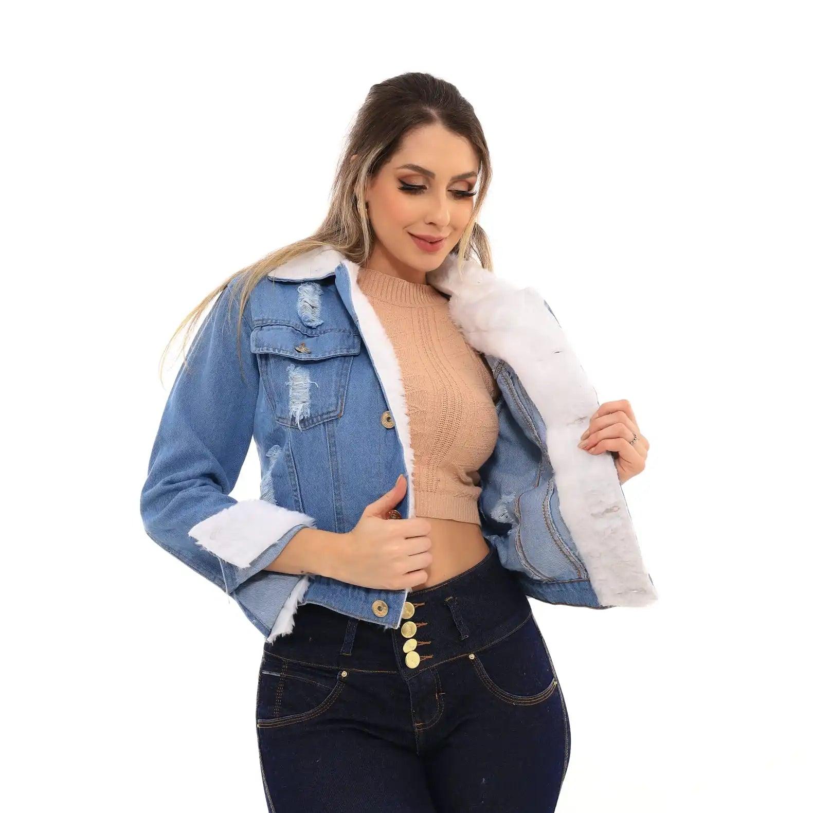 Jaqueta Jeans Cropped com Pelinhos