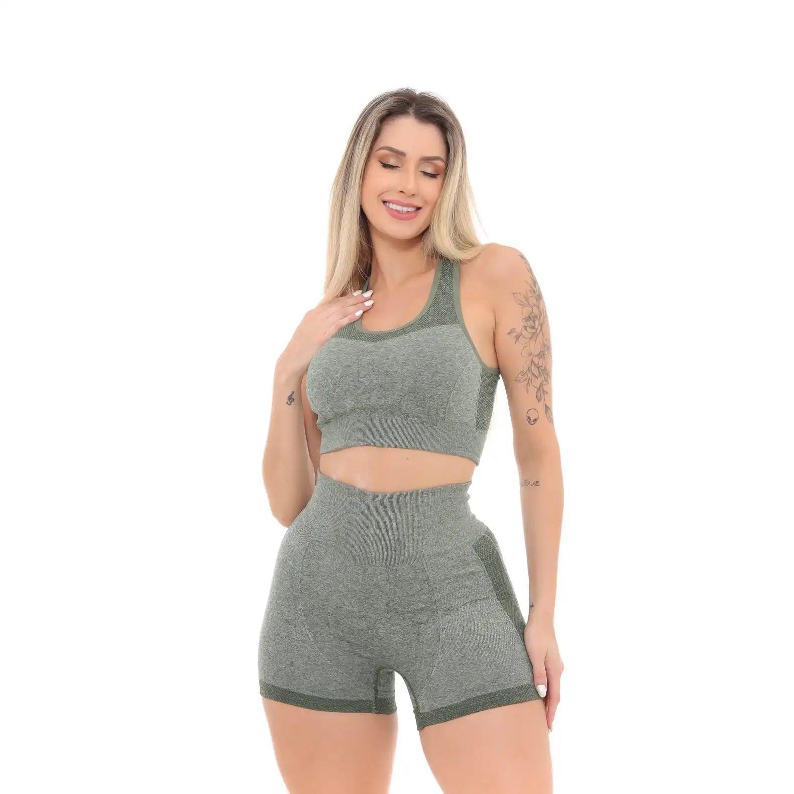 Conjunto Top e Bermuda Fitness Feminino