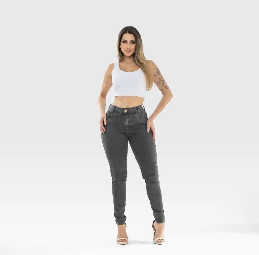 Jeans Femininos Grafite com Efeito Marmorizado