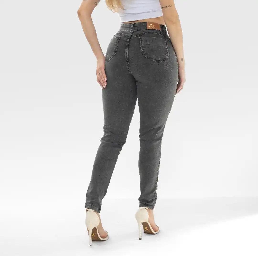 Jeans Femininos Grafite com Efeito Marmorizado