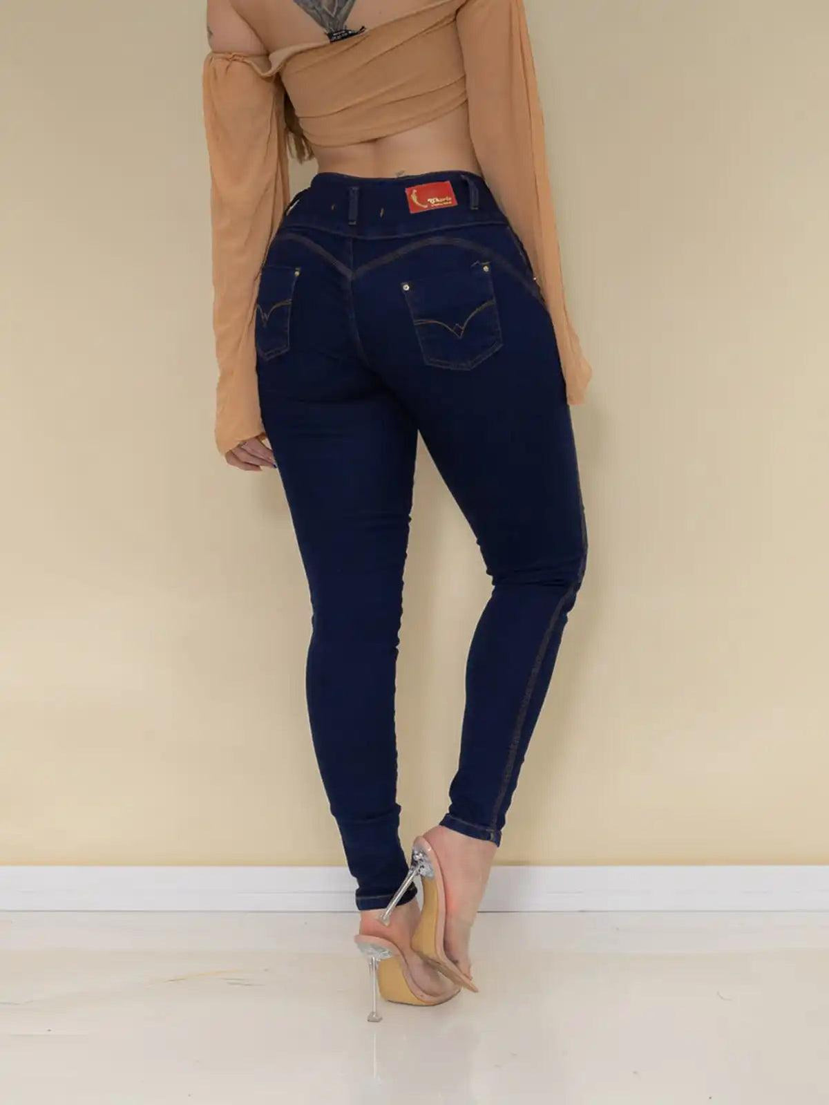 Calça Jeans Feminina Cintura Alta com Botões