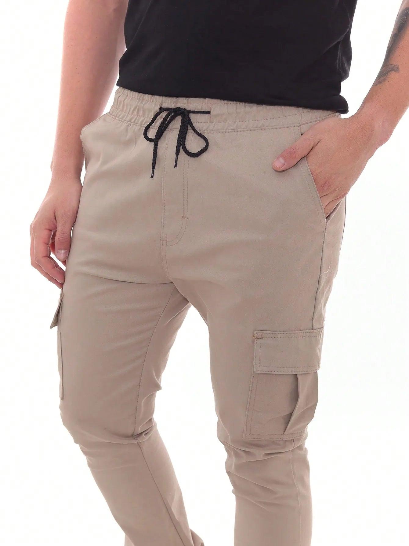 Calça Masculina Jogger Cargo Bege com Bolsos e Cordão Ajustável