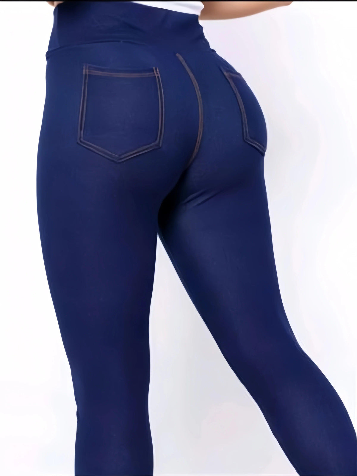 Calça Jeans com Efeito Elastano e Cintura Alta