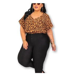 Blusa Cropped Plus Size Feminina com Decote V e Manga Curta