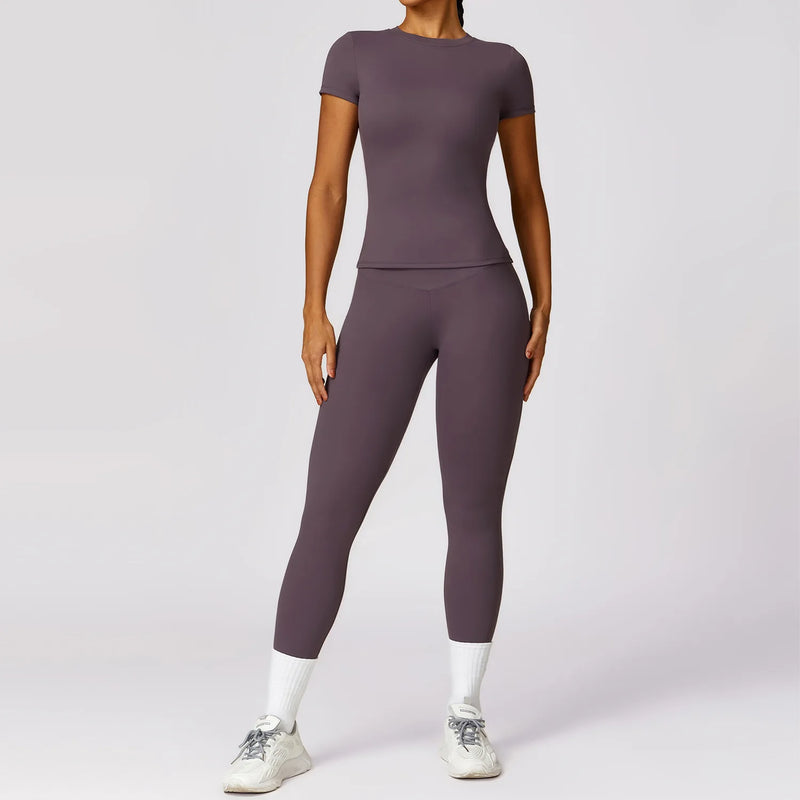 Top Cropped de Manga Longa + Legging Cintura Alta
