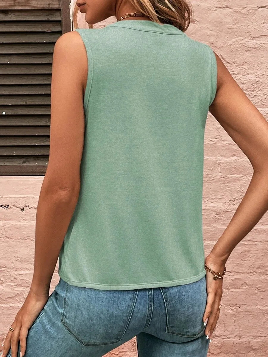 Blusa Sem Mangas Feminina com Decote em V e Estilo Vintage