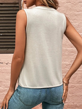 Blusa Sem Mangas Feminina com Decote em V e Estilo Vintage