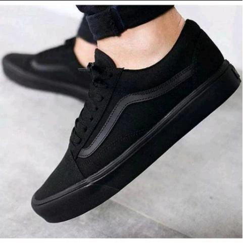 Tênis Vans Classic Old Skool