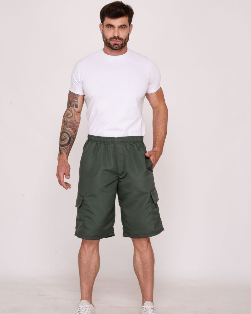 Bermuda Masculina Cargo Nylon Verde Musgo