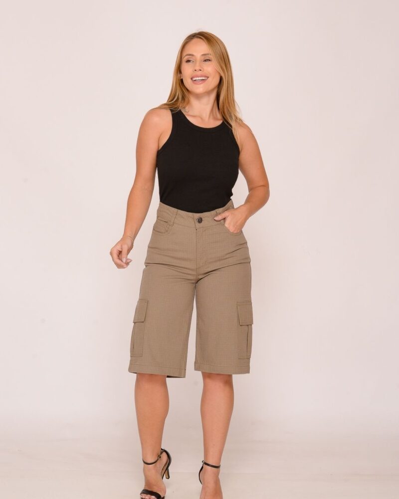 Bermuda de Lycra Feminina Bege Escuro